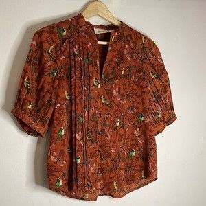 Maeve Anthropologie Liliana Orange Bird Pleated Button Down Blouse Size XS